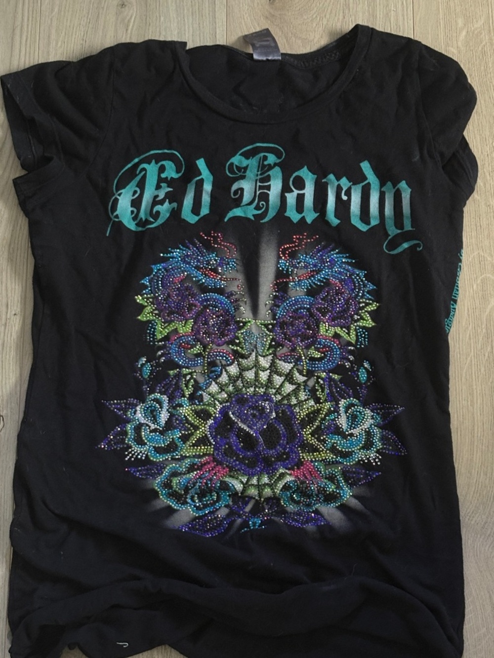 Ed Hardy 2000s vintage tshirt slim fit